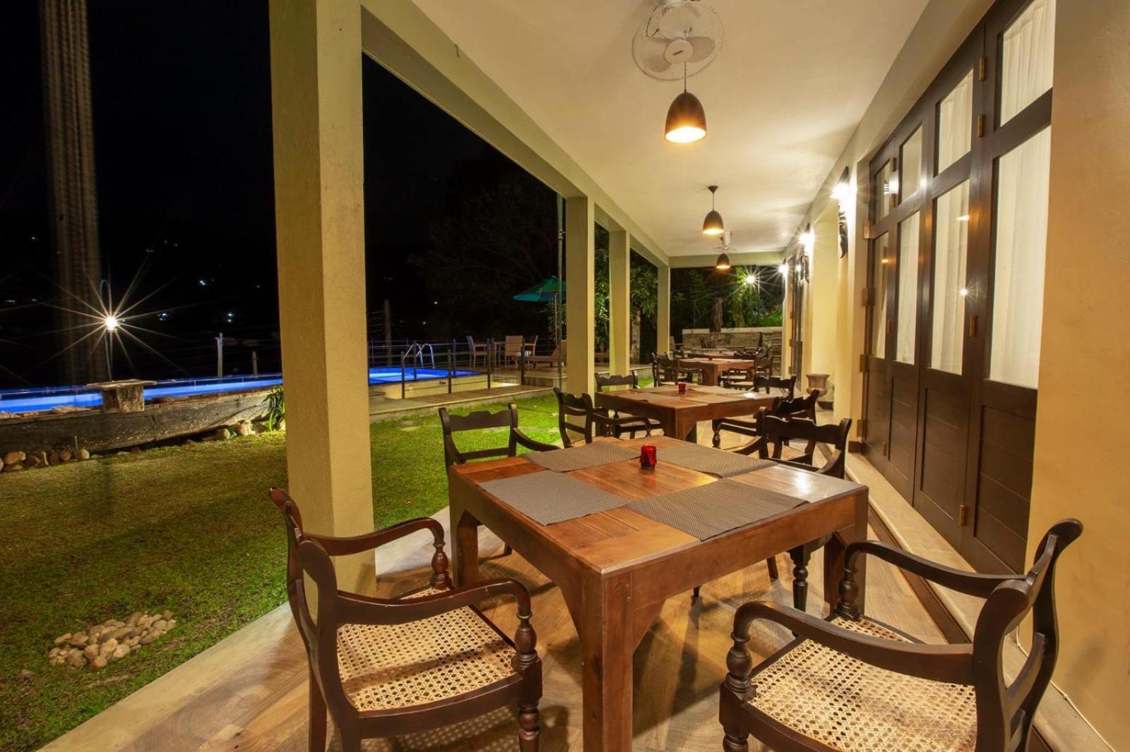 Huluganga Ridge, Kandy Karalliyadda Kültér fotó