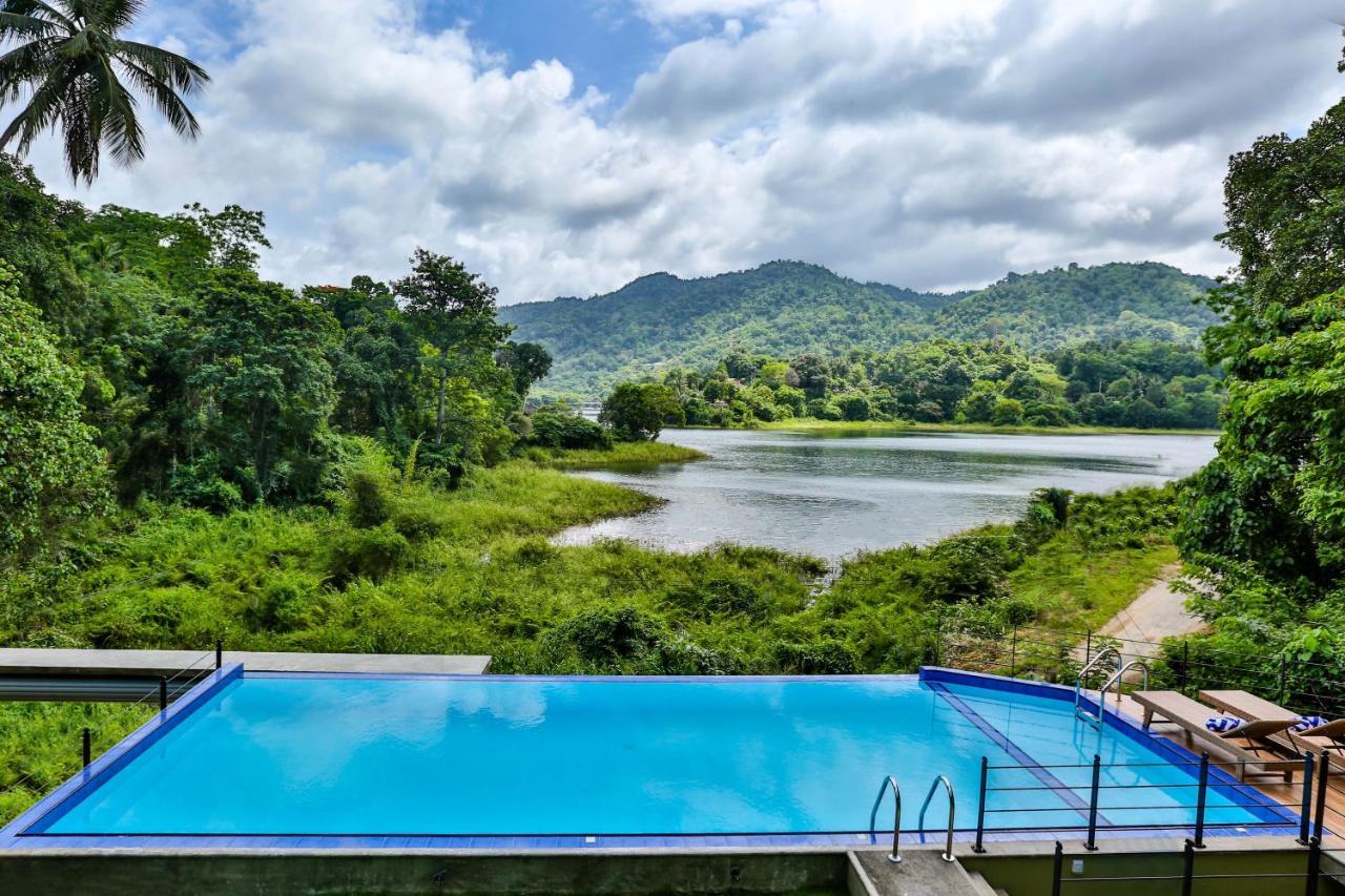 Huluganga Ridge, Kandy Karalliyadda Kültér fotó